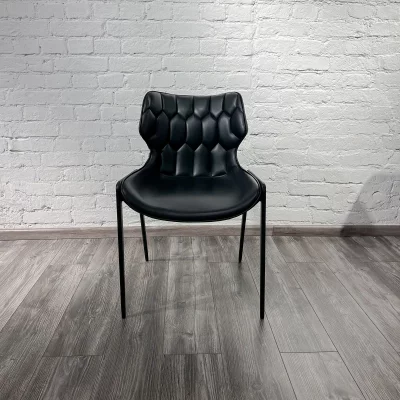 Стул Найроби черная экокожа черные ножки 53X63,5X82 CM 8