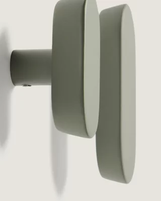 Набор из 2 вешалок из массива бука с зелёным лаковым покрытием Arely 6.5X10 CM 3