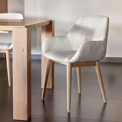 Стул с подлокотниками Konna 59X52X83 CM из белой ткани букле 5