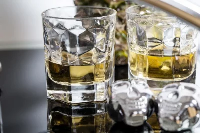 Набор из двух стаканов Club Whiskey 210 ml 4