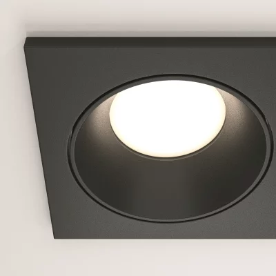 Встраиваемый точечный светильник Зум 17X9X3.6 CM 4