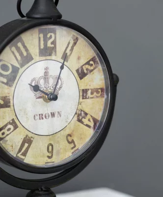 Настольные часы в винтажном стиле Crown 19X13X29 CM 3