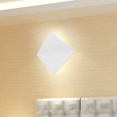 Декоративное настенное светодиодное Wattme Origami 15X15X20 CM 4