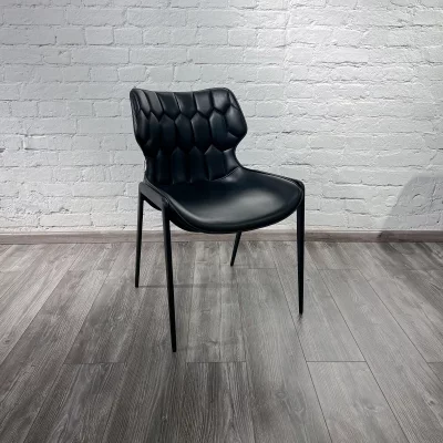 Стул Найроби черная экокожа черные ножки 53X63,5X82 CM 12