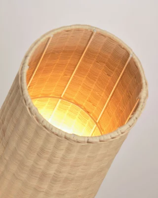 Большая настольная лампа из ротанга Kamaria с натуральной отделкой 32X32X120 CM 5