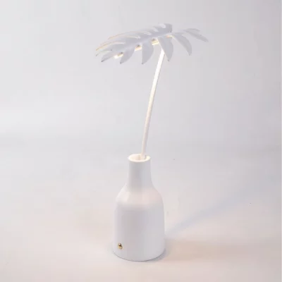 Настольная лампа Leaf Light Stellou 3