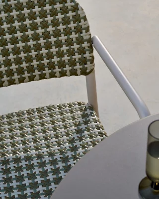 Штабелируемый стул Tuccia из алюминия и синтетического ротанга 60X57X84 CM 3