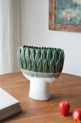 Ваза с фактурными листьями 13X30.5X33.5 CM 5