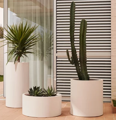 Кашпо из белого бетона Aiguablava 42X42X80 CM 4