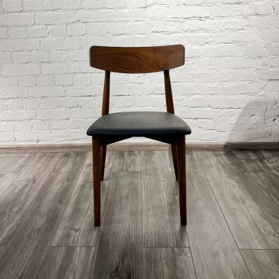Стул Фарум черная матовая экокожа ножки орех 47X46X77 CM 8