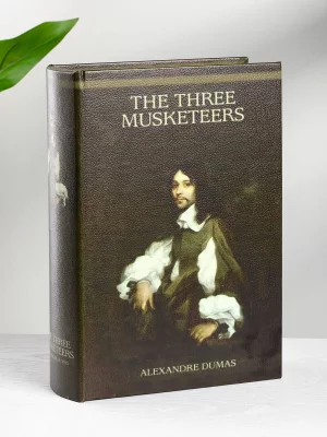 Шкатулка в виде книги Musketeers 19X7X27 CM 8
