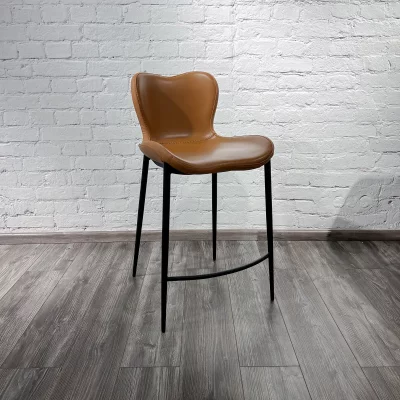 Полубарный стул Бергамо коричневая экокожа черные ножки 48X51.5X92 CM 12