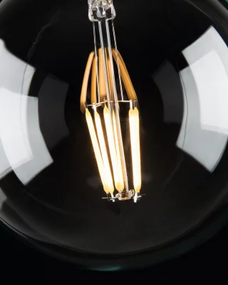Галогенная светодиодная лампа E27 6W с теплым светом 3