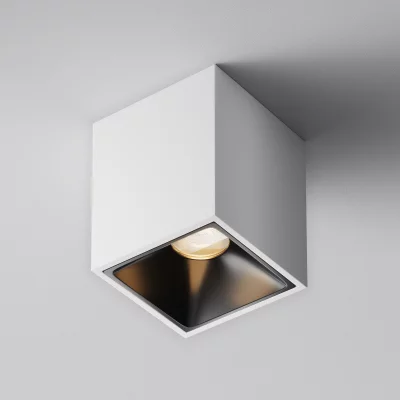 Потолочный накладной светодиодный светильник Alpha 6X6X7.5 CM 8