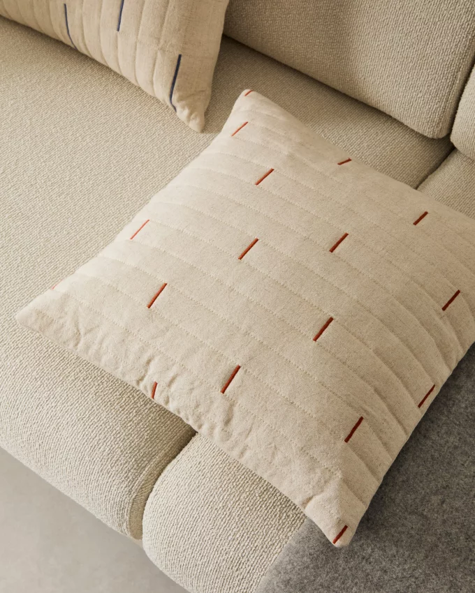 Чехол для подушки Blaina из белого льна с красной вышивкой 45X45X1 CM 2