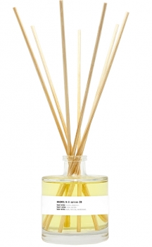 Диффузор ароматический lab co Magnolia and spices 100 ml