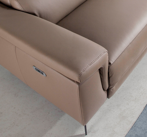 Диван-реклайнер кожаный Lasi 215X99X103 CM 2