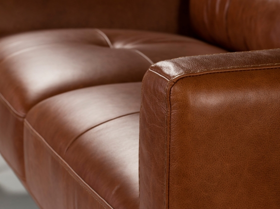 Кожаный диван на каркасе из ореха Incanto 159X96X86 CM 7