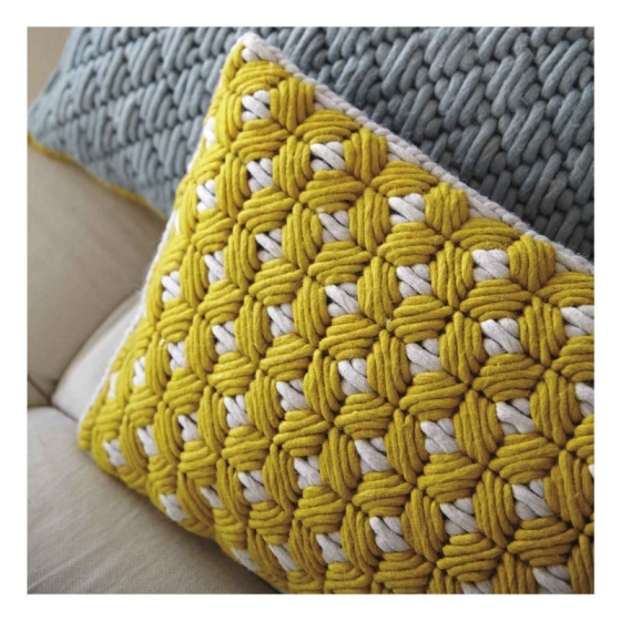 Декоративная подушка Silai Cushion 60X35 CM желто-белая 4