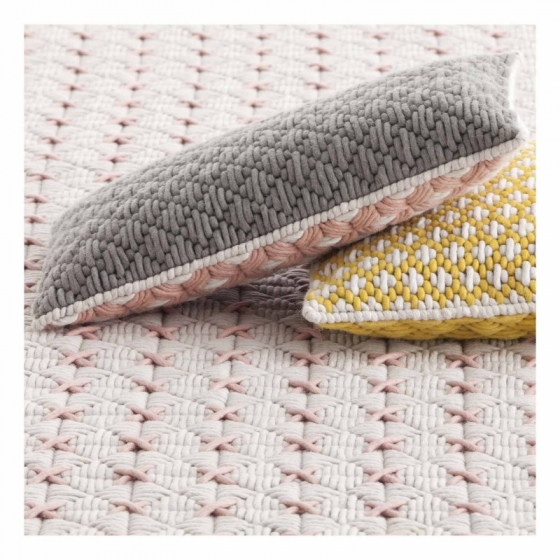 Декоративная подушка Silai Cushion 60X35 CM розово-серая 5