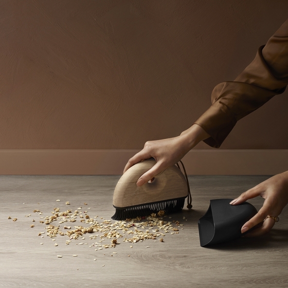 Щётка с совком силиконовая в чехле Sweep 3