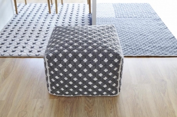 Пуф с чехлом из шерсти Silai Small 52X52X35 CM черный