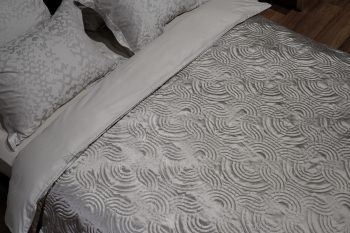 Покрывало Euphoria Пикколо со стежкой 260X260 CM