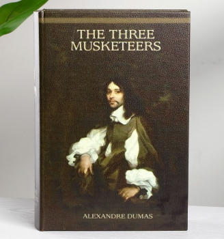 Шкатулка в виде книги Musketeers 19X7X27 CM