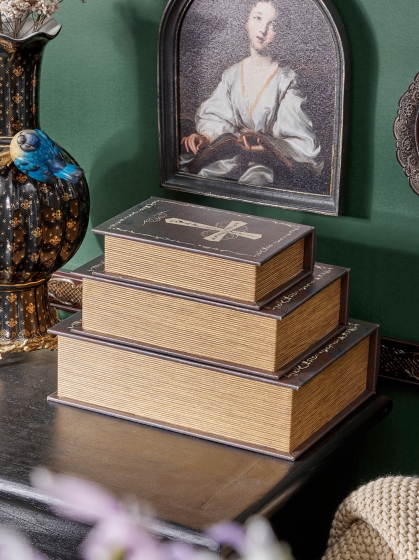 Комплект из трёх шкатулок в виде книг Arthur 21X8X29 / 19X7X27 / 14X5X20 CM 3