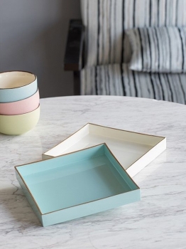 Поднос декоративный Line 22X22X3 CM