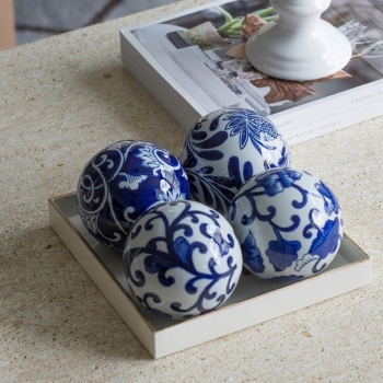Декор из четырёх декоративных шаров Thoko 10X10X10 CM