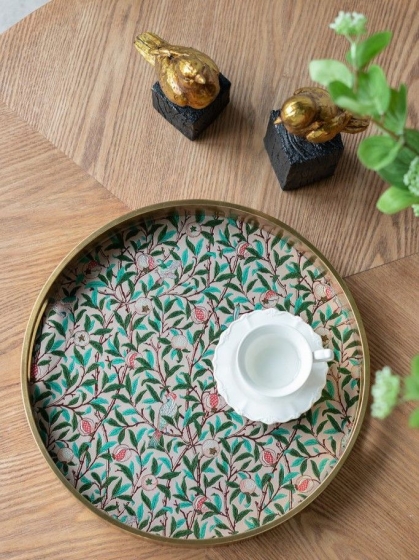 Набор из двух декоративных подносов Hulda 40X40X4 / 34X34X4 CM 11