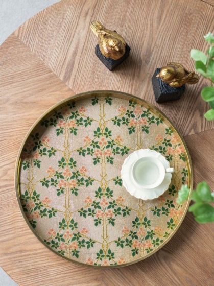 Набор из двух декоративных подносов Hulda 40X40X4 / 34X34X4 CM 3