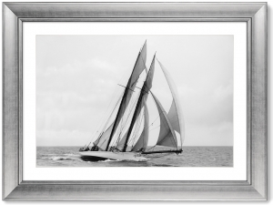 Постер Yacht Eleanor 81X61 CM