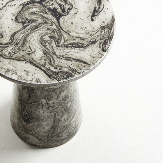 Элегантный столик Kesbury 33X33X47 CM 3