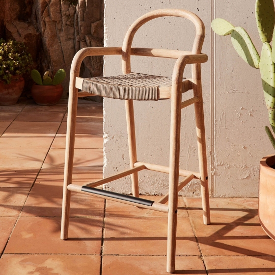 Полубарный стул из эвкалипта Sheryl 54X52X100 CM бежевого цвета 5