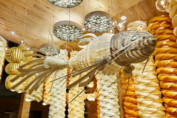 Подвесной светильник в форме рыбы KOI LS 352X140X175 CM белый