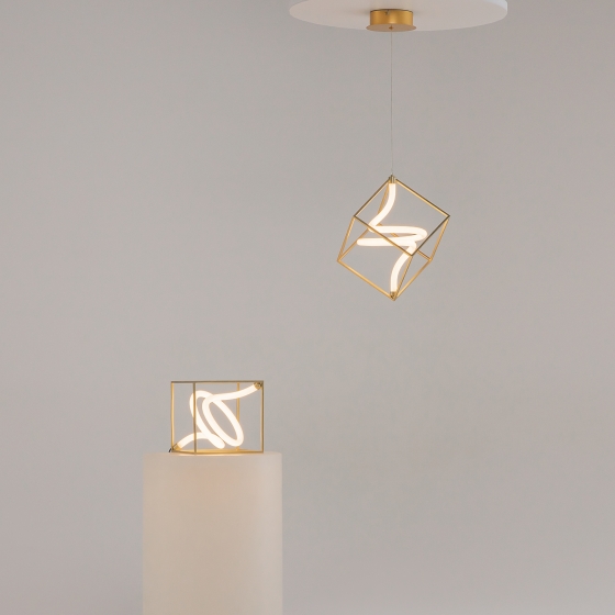 Настольный светильник 9