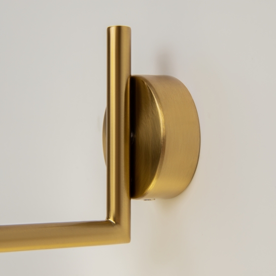 Настенный светильник Museo латунный, стекло белое 15