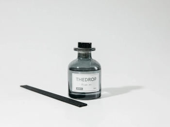 Диффузор THEDROP 100 мл 5,7X5,7X20 CM