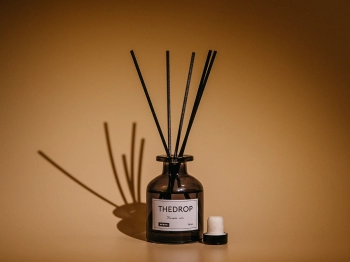 Диффузор THEDROP 100 мл 5,7X5,7X20 CM