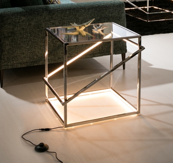 Столик с LED подсветкой Moonlight 51X51X52 CM хром 2