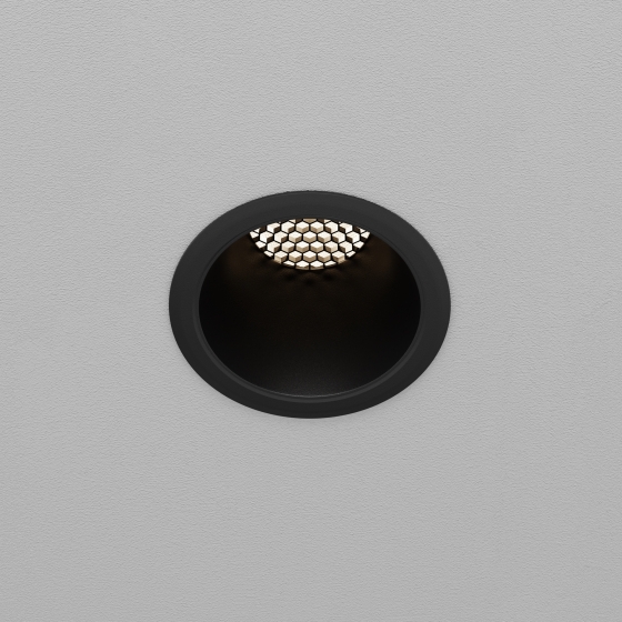 Встраиваемый светильник Dip черный круглый 9