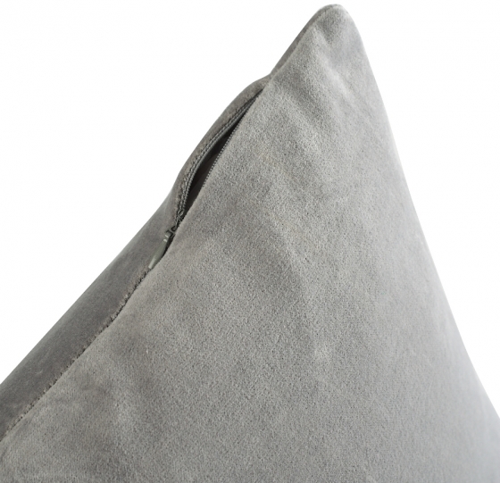 Подушка декоративная из хлопкового бархата Essential 45X45 CM серого цвета 8