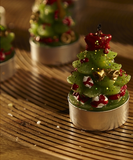 Набор из шести декоративных свечей Green Miracle 6 CM 5